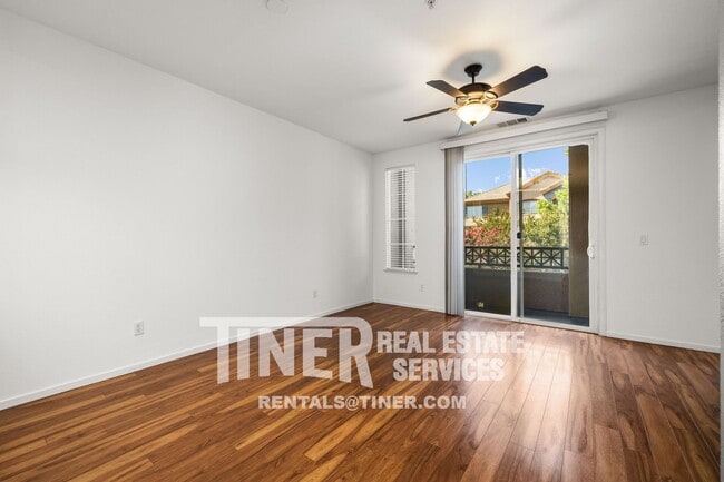 Photo - 2001 Club Center Dr Unidad #1124