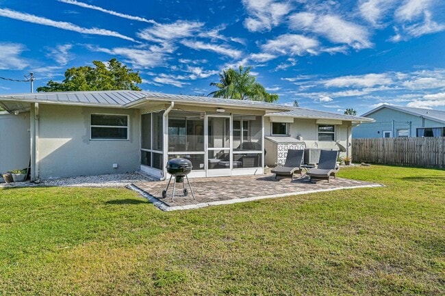 Photo - ** Charming Villa in Bonita Springs ~ Completely Renovated ~ Furnished ~ 1 Car Garage **