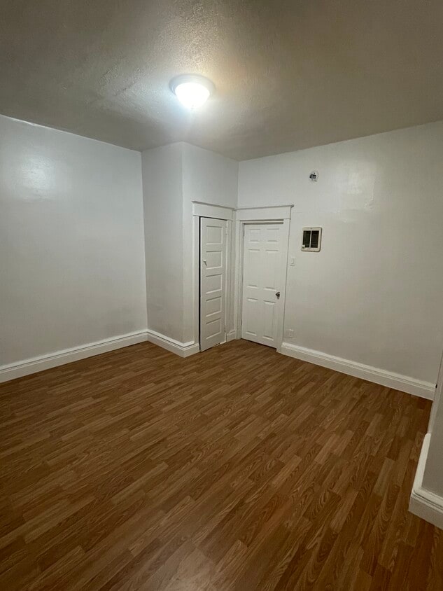 Photo - 3351 N Front St (Philadelphia, PA)