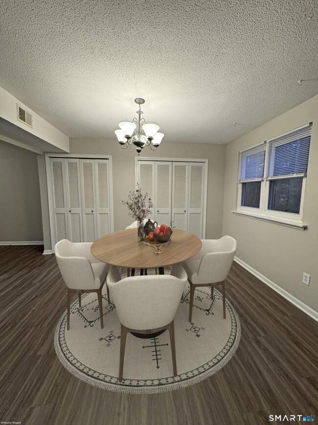 Photo - 512 Twin Circle Dr Unidad 512