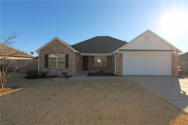Photo - 601 Lasso Ln House