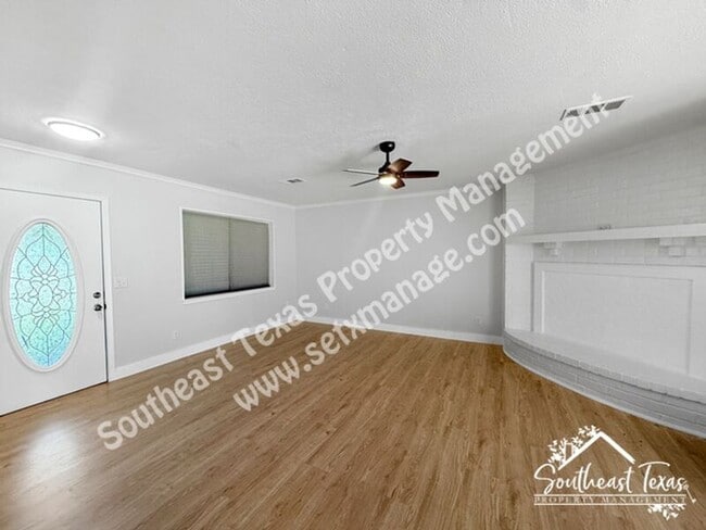 Photo - 120 Queens Row