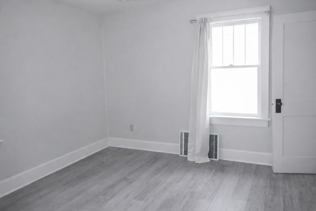 Photo - 2/3 Bedroom Plain Local House for Rent