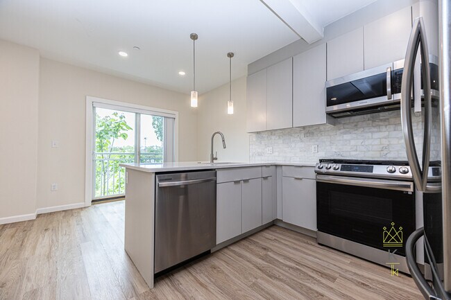 Photo - 458 Washington St Unit 107