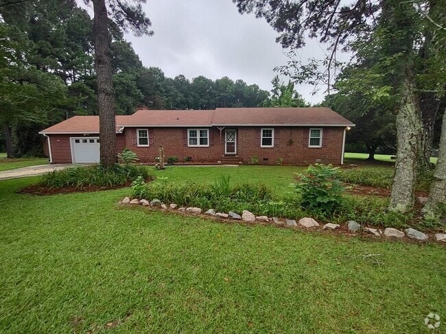 Building Photo - 6117 Countryview Ln Rental