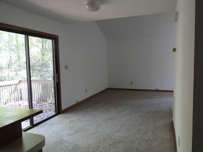 Photo - 1521 Partridgeberry Rd Unit B