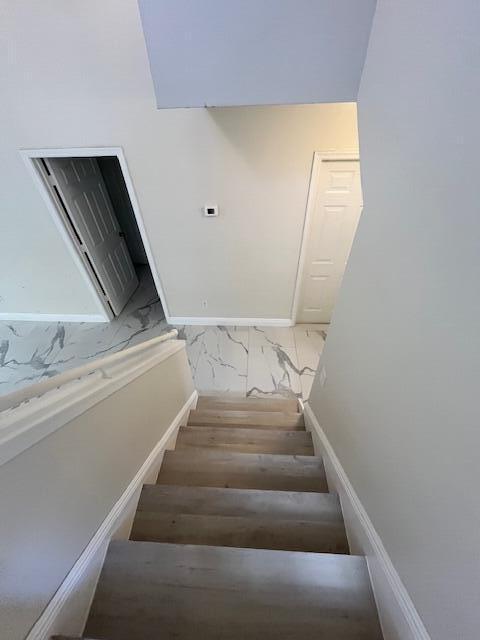 13501 Fountain View Blvd