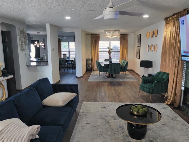 Photo - 3120 Longbow Dr