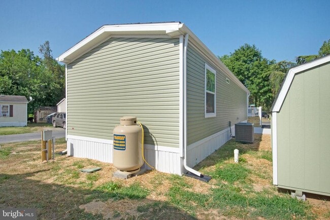 Photo - 1679 S State St