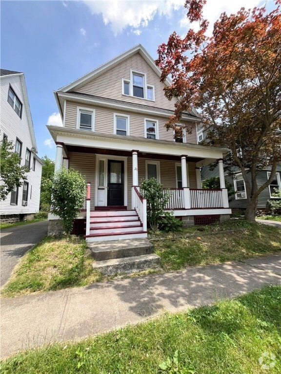 Building Photo - 20 Sumner Park Rental