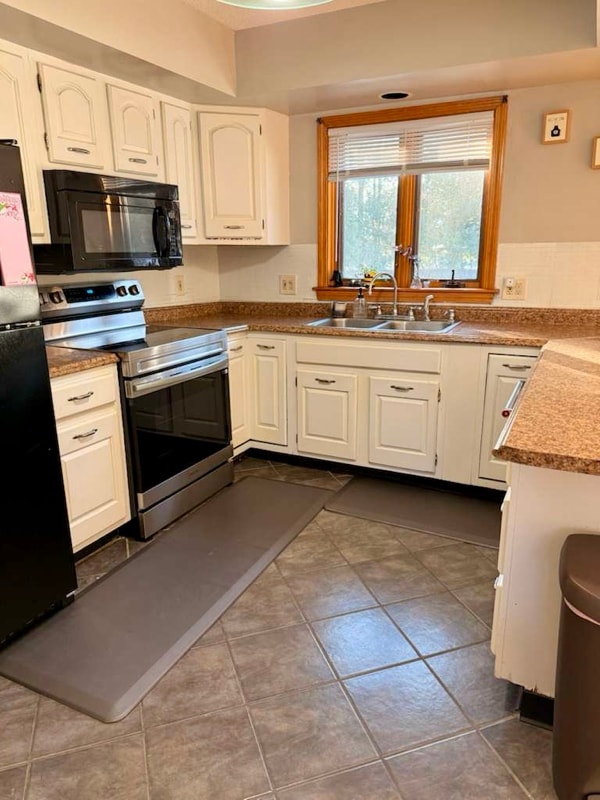 Photo - 655 Porters Point Rd