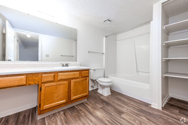 Aaron - Bathroom