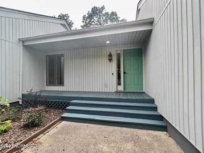 Photo - 440 Central Dr