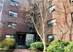 Building Photo - 400 Fairview Ave