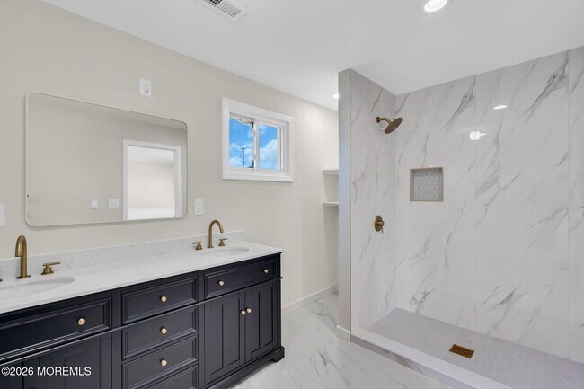 Photo - 101 Clearwater Dr