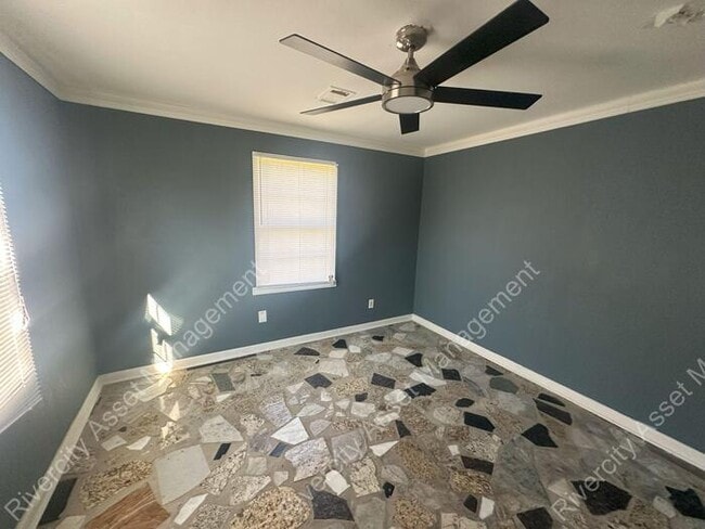 Photo - Cute Duplex Ready for Move In!!!!!!!!
