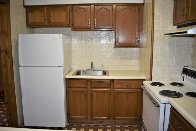 Photo - 1019 Sch Unit 1019-2 ADV