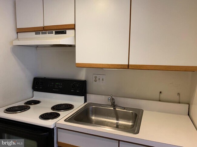 Photo - 224 W Rittenhouse Square Unit 2004