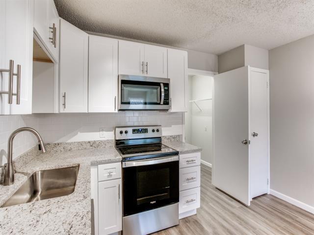 Photo - 5731 Shadydell Dr