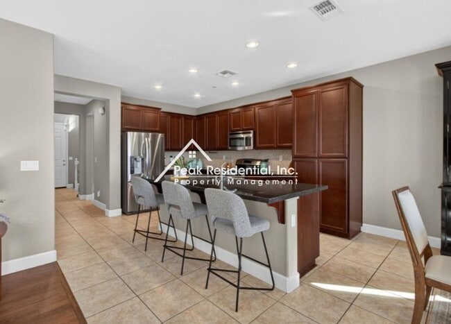 Photo - Beautiful 3bd/2.5ba Folsom Home with 2 Car Garage!