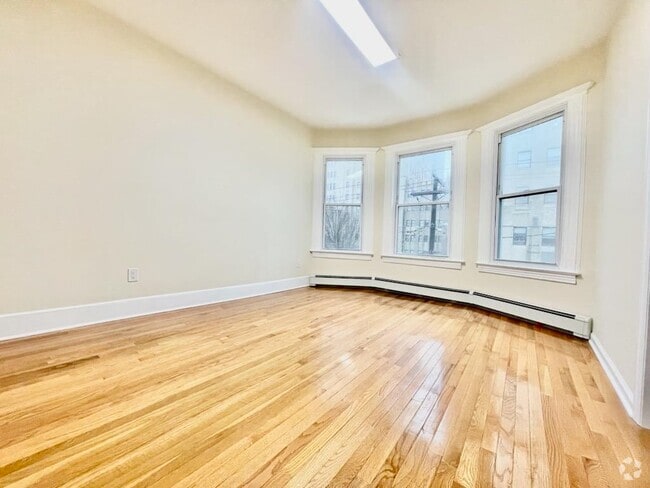 Building Photo - 19 Baldwin Ave Unit 2 Rental