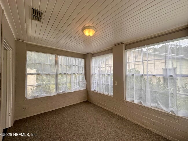 Photo - 206 Chestnut St