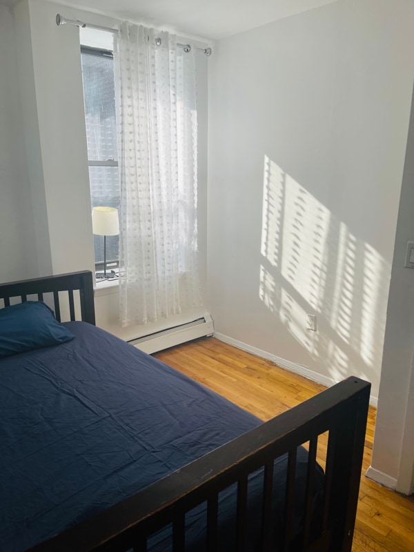 Photo - 1264 Sheridan Ave