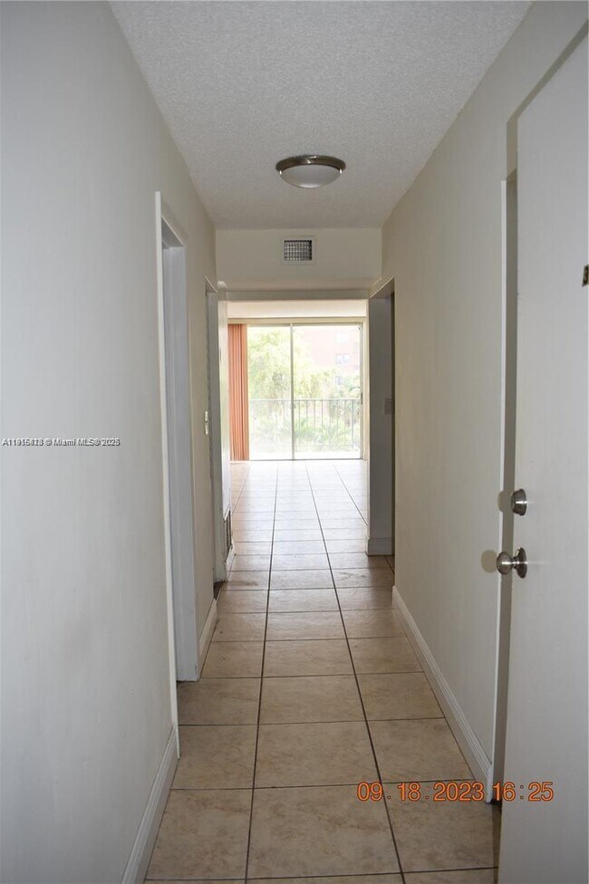 Photo - 1470 NE 125th Terrace Unit 304