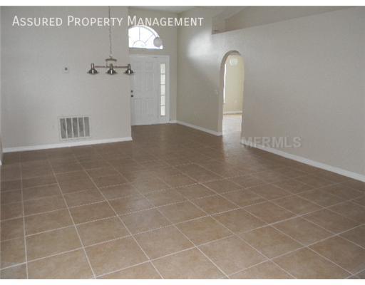 Photo - 284 McKay Blvd