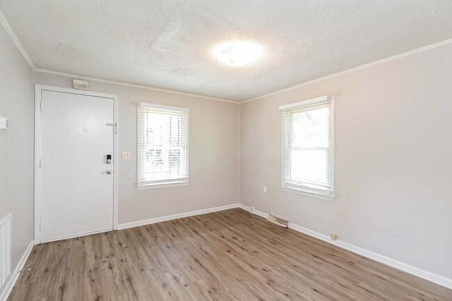 Photo - 508 W Allison Ave