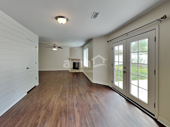 Photo - 6753 Mary Leizan Ln