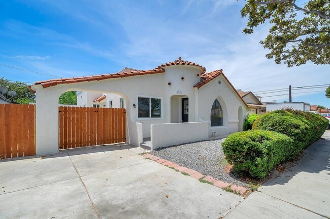 Photo - 412 E Platt St