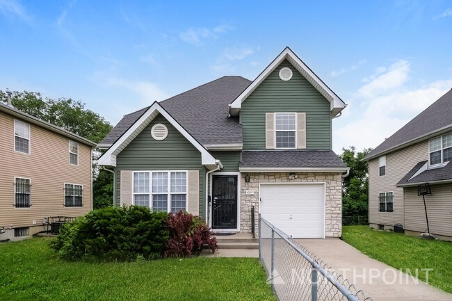 Building Photo - 4BR/2.5BA | Newly Renovated Single Family Home | 1-Car Covered Parking