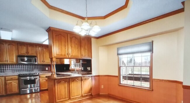 Photo - 308 W Aven Ave