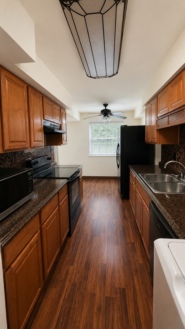 Photo - 13856 Oak Brook
