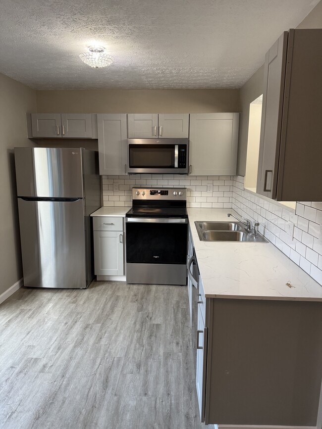 Photo - 7806 Barkwood Dr