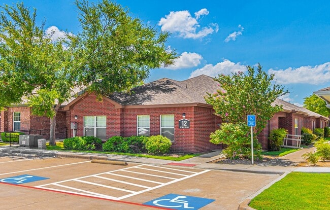 Lakeside Manor 62+ Senior Apartments