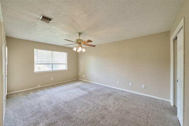 Photo - 23311 Grand Rapids Ln