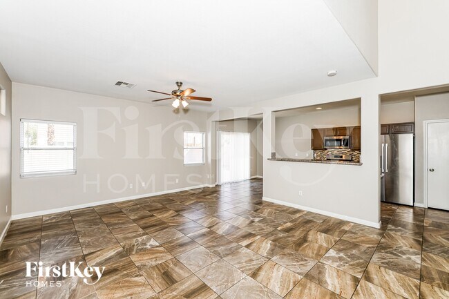 Photo - 528 E Brown Breeches Ave