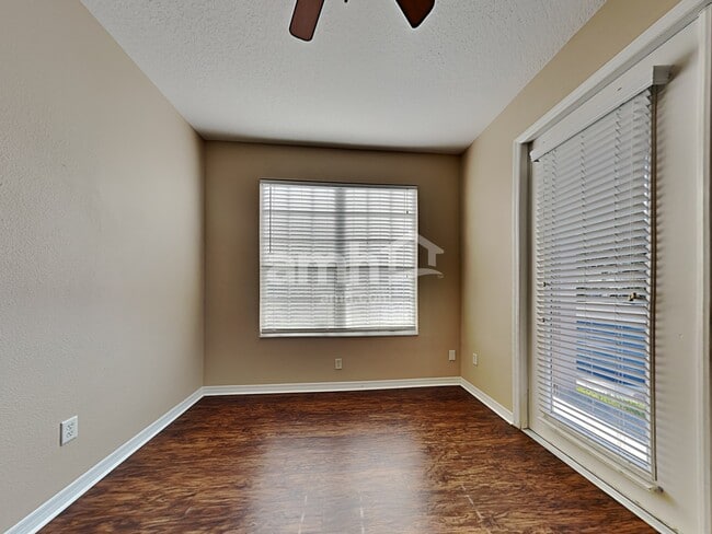 Photo - 10602 Drayton Ct