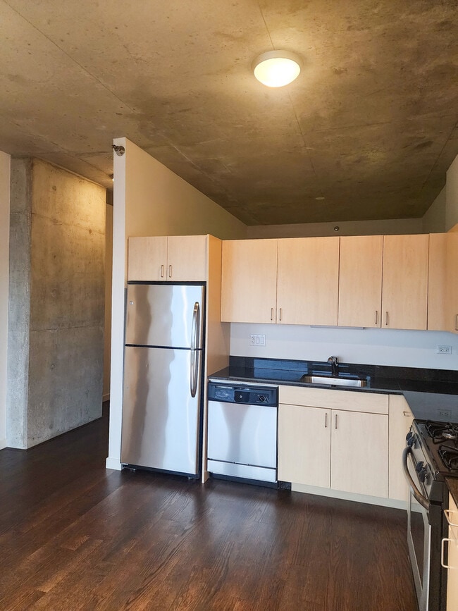 Photo - 235 W Van Buren St Unidad 3209