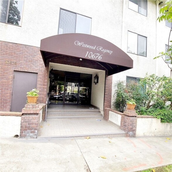 Building Photo - 10676 Wilkins Ave Unit 202