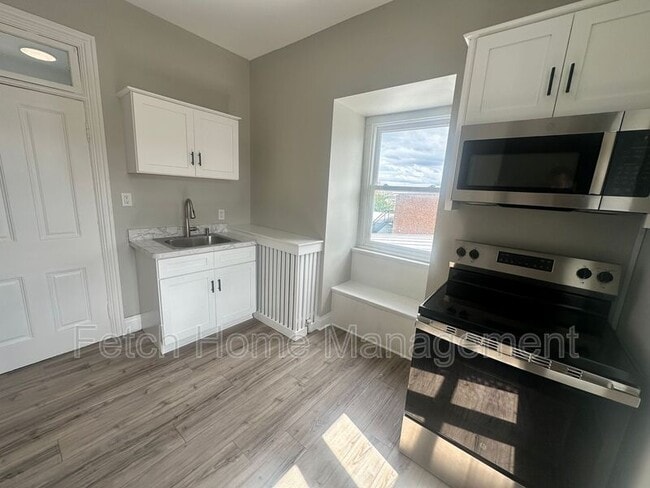 Photo - 701 Walnut St