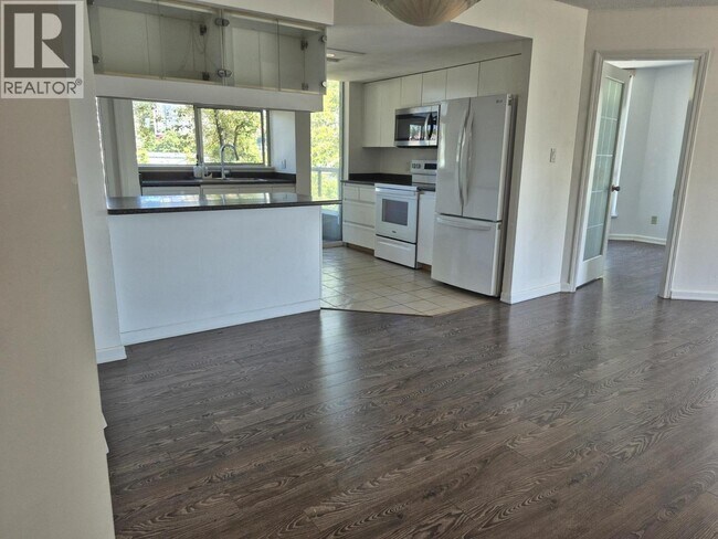Photo - 1135 Quayside Dr Unit 401