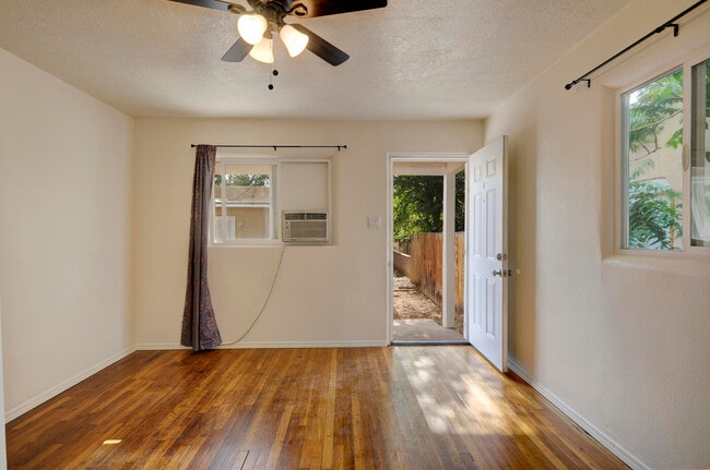 Photo - 306 Stanford Dr SE