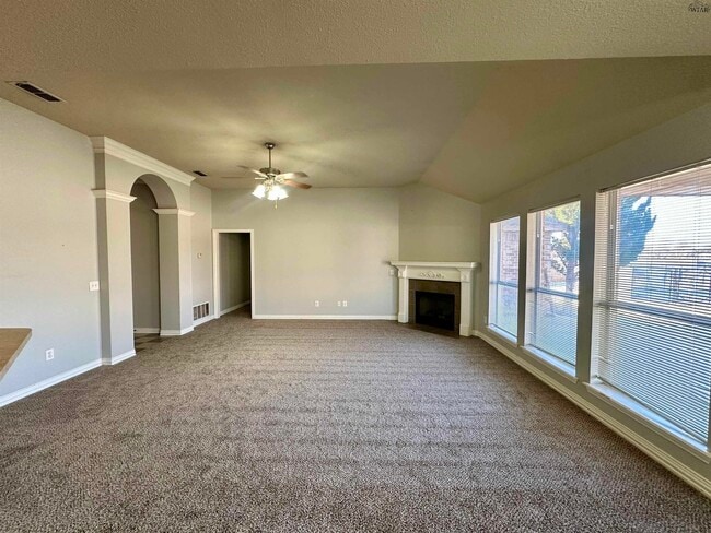 Photo - 5214 Sunnybrook Ln