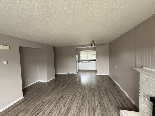 Photo - 4218-3004218 1st Ave