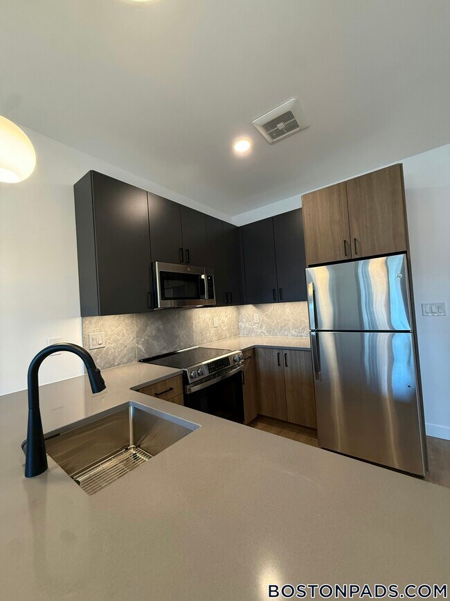 Photo - 199 Gardner St Unit 304