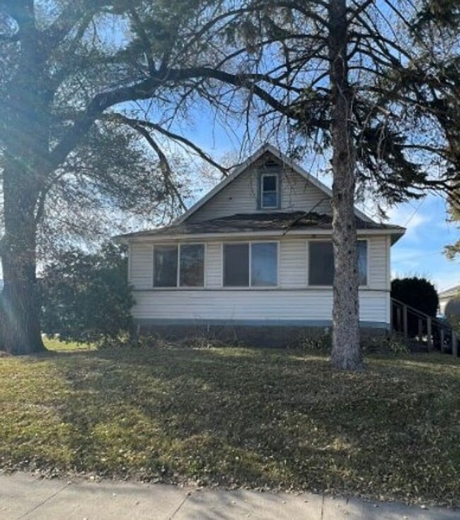 Photo - Charming 2-Bed, 1-Bath Single-Family Home ...