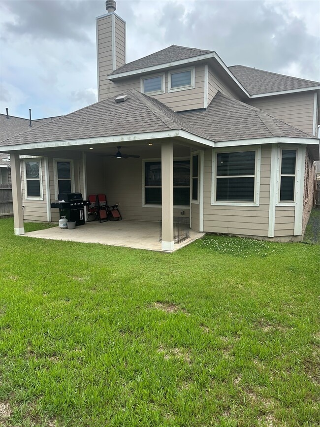 Photo - 1617 Darwin Cedar Dr